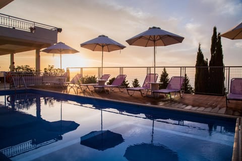 Swimming pool, Sunset