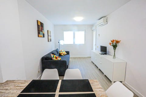 Grekus Litoral - ONLY FAMILIES Apartment in Cambrils