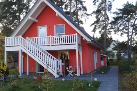 K 104 EG - moderne Ferienwohnung am See mit Sauna & Kamin Condominio in Röbel