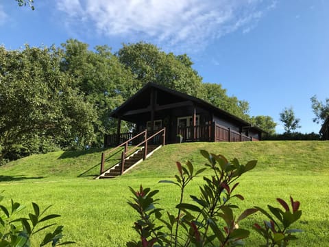 Hollybush Lodges House in Mendip District