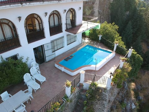 Authentic Chalet in Grazalema with Private Pool Chalet in Grazalema