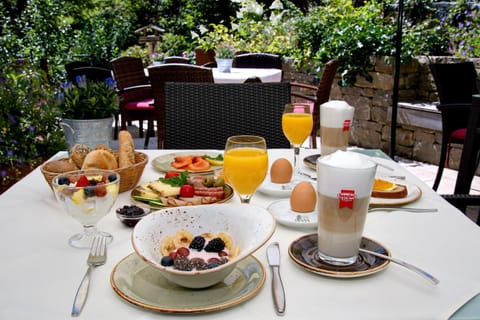 Balcony/Terrace, Buffet breakfast