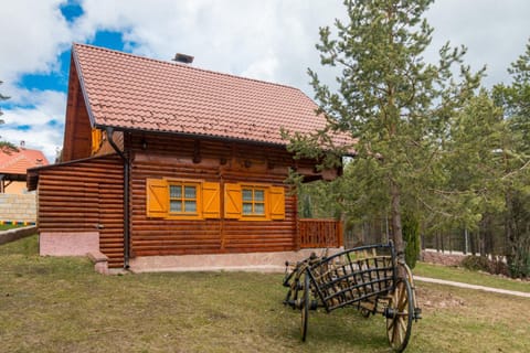 Rajska koliba House in Zlatibor District, Serbia