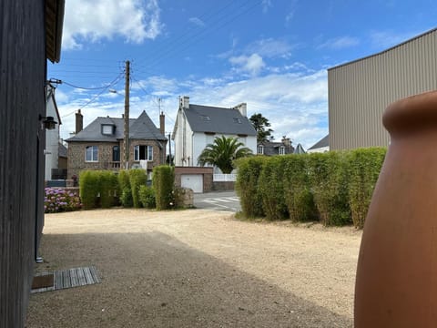 Property building, Parking