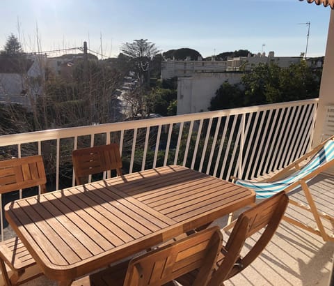 Appartement la Frégate avec terrasse à 100m de la plage Apartment in La Cadière-d'Azur