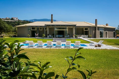 Villa Katrin Walking Distance to Beach Villa in Cephalonia