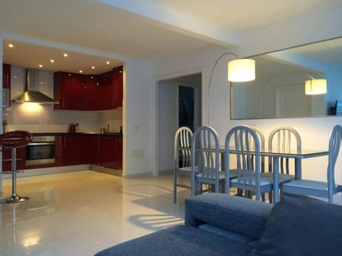 DARUMA APARTMENTS 3-Bedroom Penthouse with Sea Views Condominio in Costa Teguise