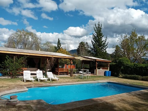 Cabaña Campestre de 1 Ambiente En Paine Apartment in Santiago Metropolitan Region