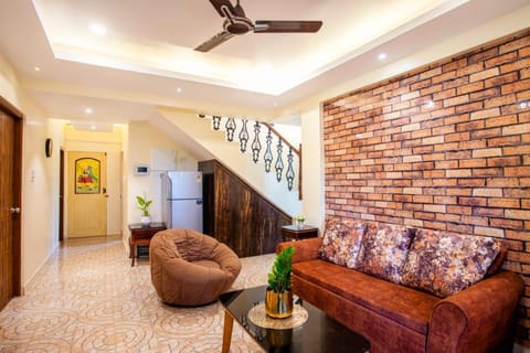 'Golden Sunset' 3bhk beach villa Villa in Benaulim