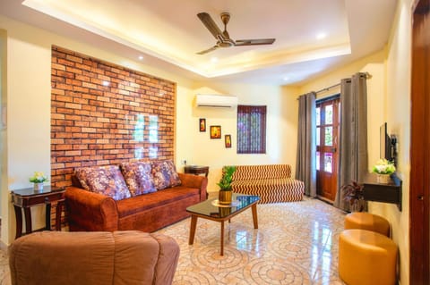 'Golden Sunset' 3bhk beach villa Villa in Benaulim