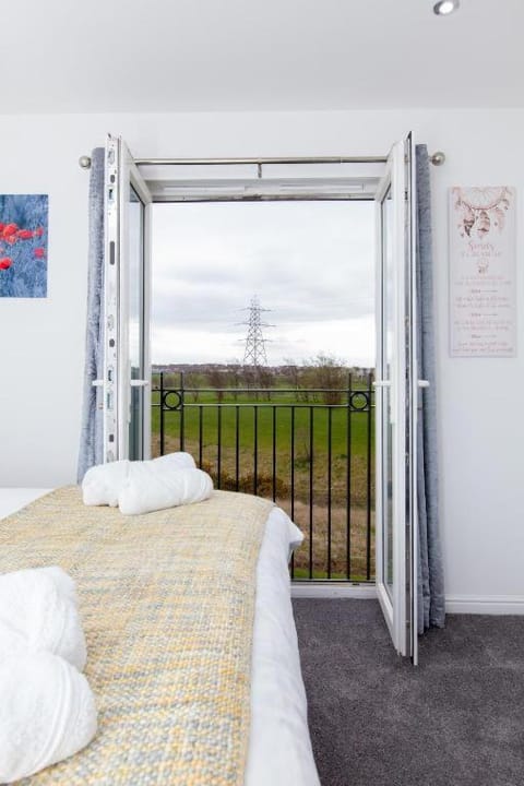 Super Prime Park View Duloch By Tba Apartment in Dunfermline