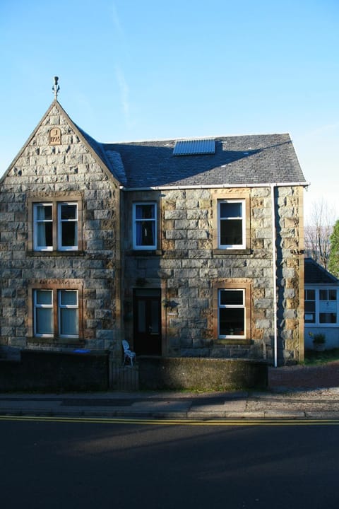 Facade/entrance, Street view