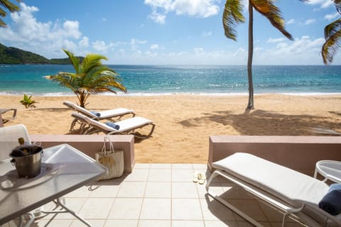 Patio, Day, Natural landscape, Beach, Sea view