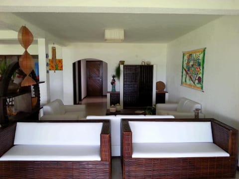 Living room, Area and facilities