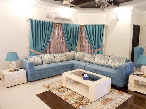 Royal Villa F-10/2 Chambre d’hôte in Islamabad