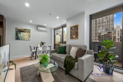 WOW Apartment on Sutherland Condo in Melbourne
