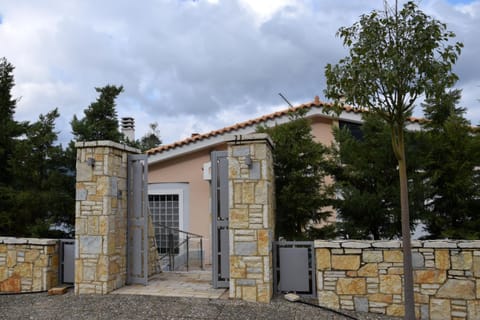 Skorponeria beachfront house House in Euboea