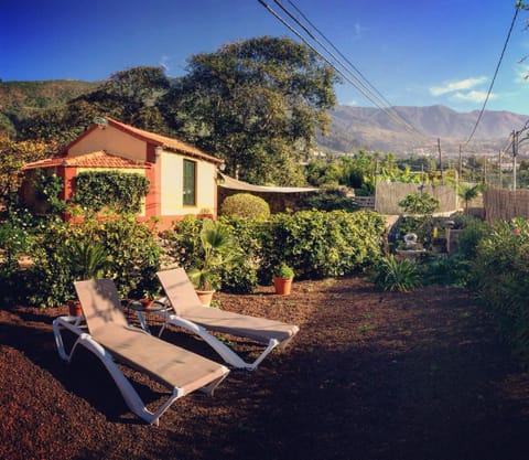 FINCA LA PLANTACIÓN _Agroturismo House in Orotava Valley