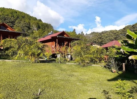 Chontaqui Eco-Lodge Capanno nella natura in Oxapampa