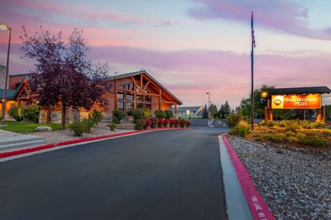 Best Western Plus McCall Lodge and Suites Hotel in McCall