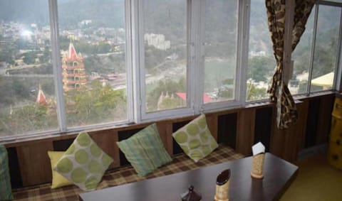 Hotel Hare Rama (Free Yoga) Hotel in Rishikesh