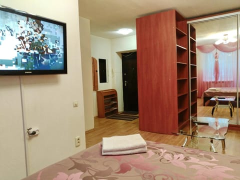 1-комнатная квартира с кухней люкс на пр. А. Поля, 62 Apartamento in Dnipro