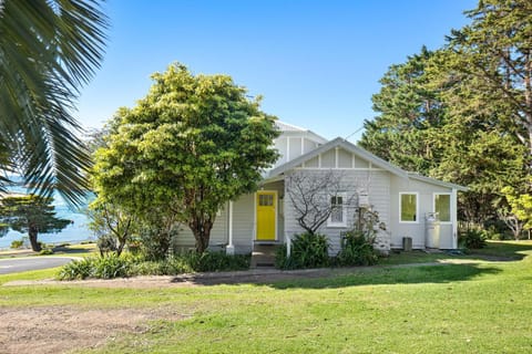 The Seamist Cottage Casa in Narooma