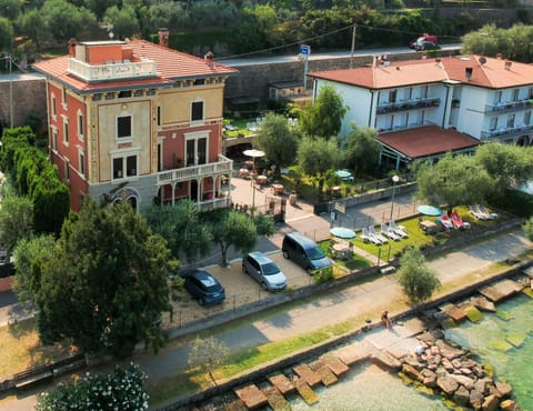 Villa Torre - Atmosfera Romantica Chambre d’hôte in Brenzone sul Garda
