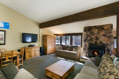 Mammoth Village Properties by 101 Great Escapes Apartamento in Mammoth Lakes