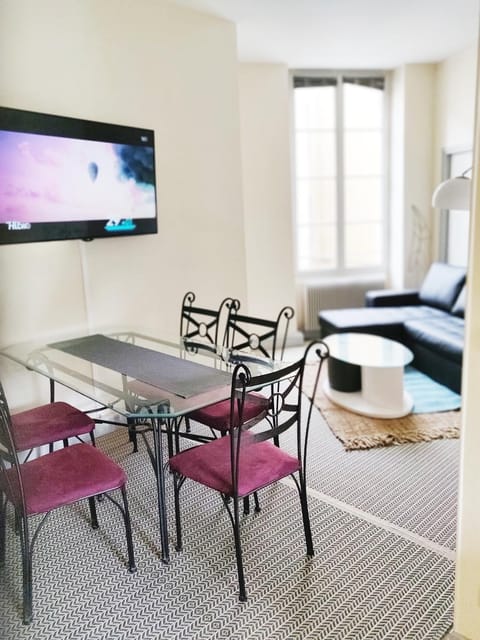 Chez Fanny - appartement de qualité hypercentre Cahors Apartment in Cahors