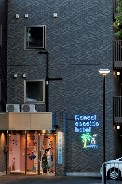 Kansai Seaside Hotel Hôtel in Sennan