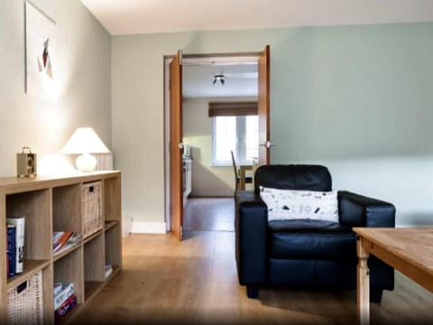 20/5 Timber Bush Apartment in Edinburgh