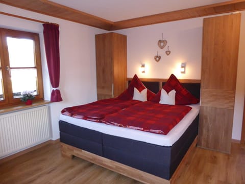 "Landhaus Kennerknecht" Apartment in Oberstdorf