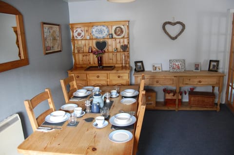 Dining area, Breakfast