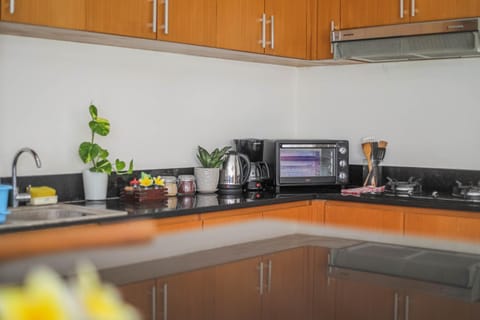 Coffee/tea facilities, Kitchen or kitchenette, minibar, toaster