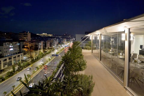 View (from property/room), Balcony/Terrace, City view, Sea view, Street view