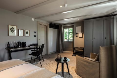 Coffee/tea facilities, Bedroom