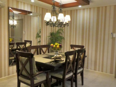 Crosswinds Charm Tagaytay Alpine Getaway Apartment hotel in Tagaytay