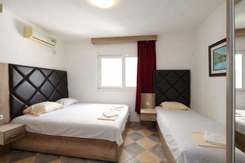 Athos apartments Dobre Vode Condo in Ulcinj Municipality