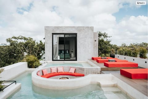 Kings Mansion for 26 guests! Condo in Tulum