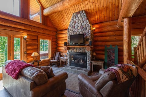 Mogul Hill Cabin Casa in Idaho