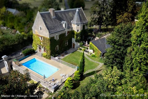 Manoir de l'Abbaye Bed and Breakfast in Centre-Val de Loire