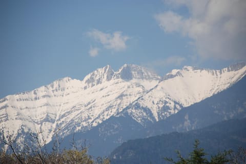 Nearby landmark, Natural landscape, Winter, Mountain view