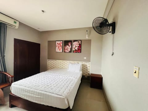 Hoang Ngan 1 Hotel - TP. Vinh Hotel in Laos