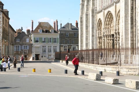 Le Parvis Chambre d’hôte in Chartres