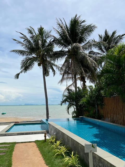 Pool view, Sea view, Swimming pool