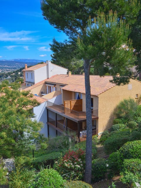 View (from property/room), Balcony/Terrace