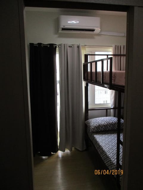 XNY at SMDC Trees Residences Quezon City-1 Bed w Balc Condominio in Quezon City