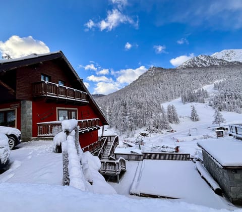 Property building, Winter, Mountain view