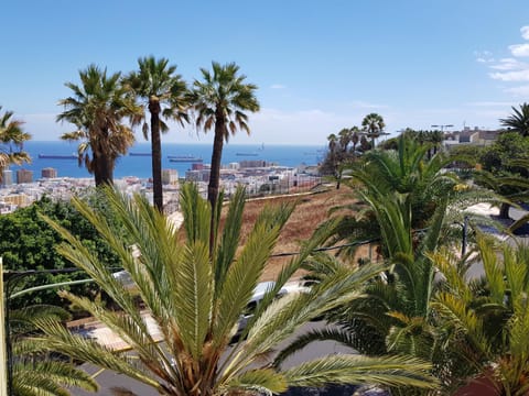 Fantástica vivienda familiar con jacuzzi y sauna House in Las Palmas de Gran Canaria